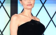 Sobre a Angelina Jolie retirar seus órgãos para não ter câncer