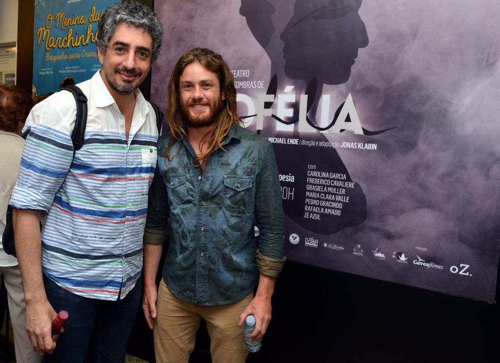 Adaptação de Jonas Klabin para “O Teatro de Sombras Ofélia” estreia no Rio