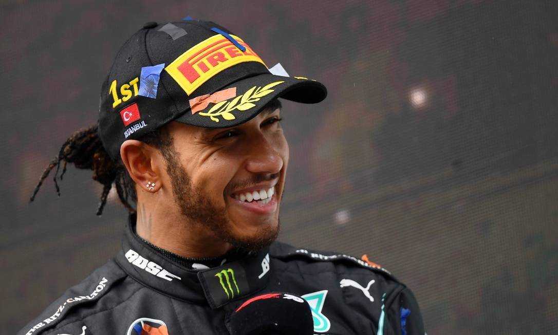 “Sucesso não quer dizer nada sem mudança”, diz Lewis  Hamilton