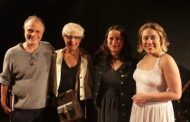 A premiada Ana Martins Marques reúne poetas em teatro